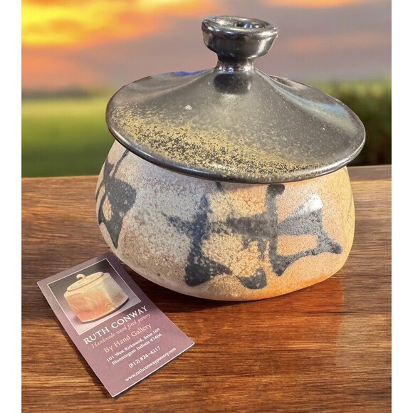 Art Pottery Jar with Lid Hand Made Signed by Ruth Conway wood fired Pottery 6” - Picture 1 of 16